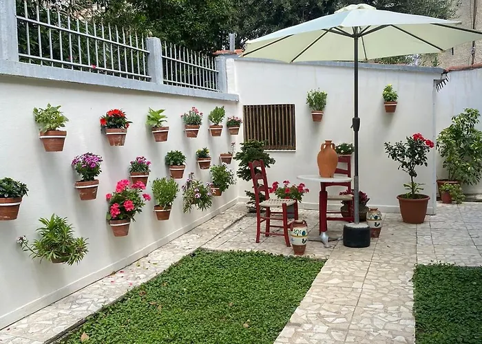 Ramo's Charming With Sunlit Veranda - 2nd *